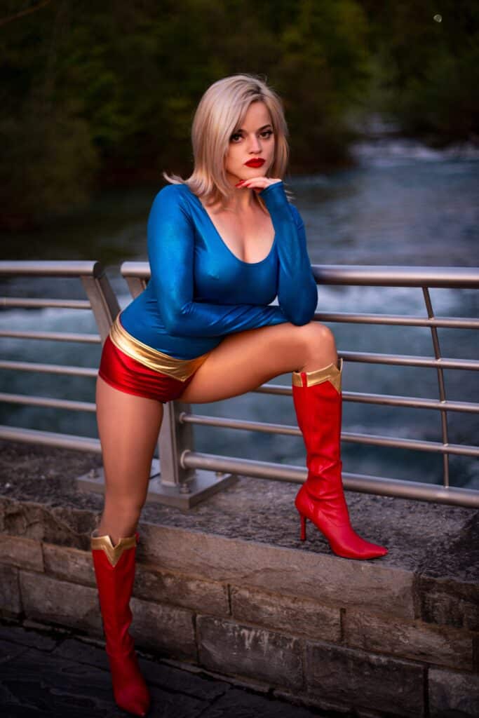 UltraGirl